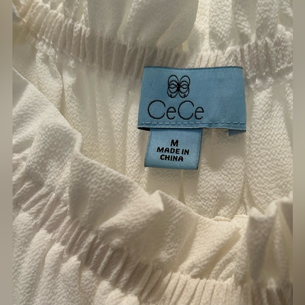 NWOT CeCe GORGEOUS Cream Off-Shoulder Blouse, Size Medium - Picture 3 of 13